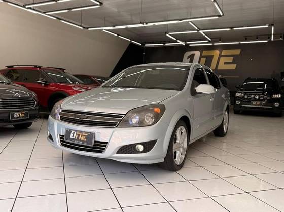 CHEVROLET VECTRA 2.0 MPFI ELEGANCE 8V 140CV FLEX 4P AUTOMÁTICO